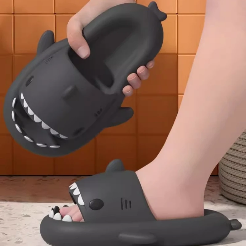 نعال إيفا متينة مانعة للانزلاق للرجال والنساء ، شرائح سميكة ، شبشب مقاوم للماء ، خف خارجي وداخلي ، أزواج ، أطفال ، قرش ، تخفيضات كبيرة