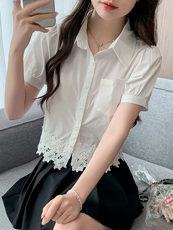 

Модный женский топ с кружевными вставками и короткими рукавами, универсальный, маленького размера, укороченный, для женщин 25-50 лет.