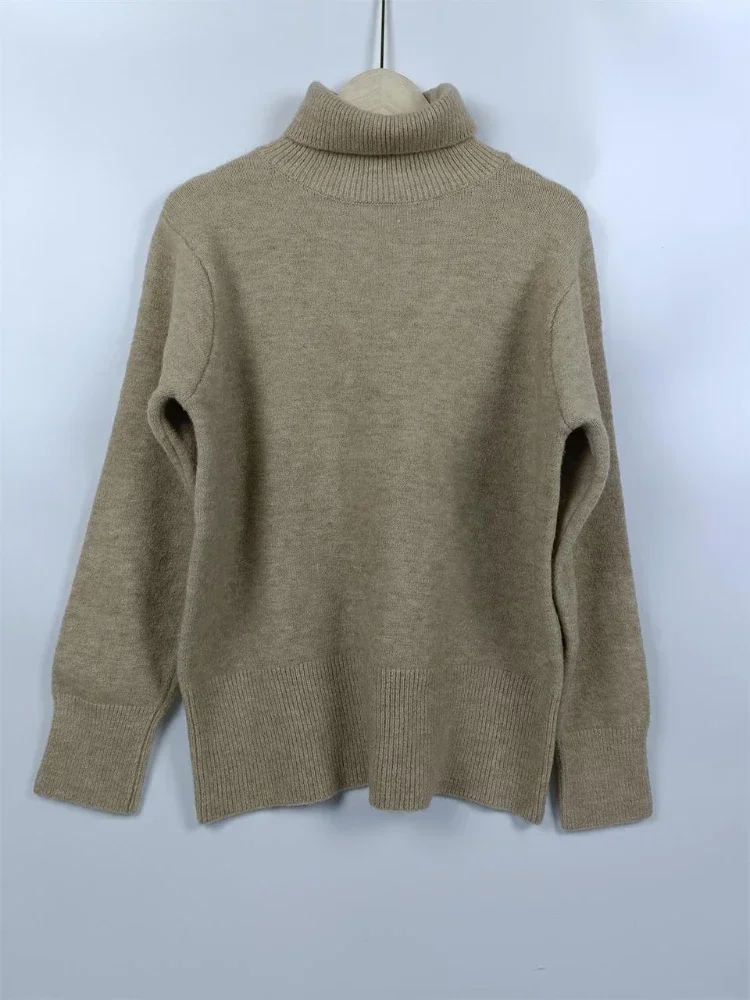 เสื้อสเวตเตอร์ไหมพรมคอสูงสำหรับผู้หญิง เสื้อพูลโอเวอร์ทรงหลวมสไตล์ลำลองใหม่ ช่วยให้ดูผอมเพรียว สีพื้น เสื้อตัวในสำหรับผู้หญิง