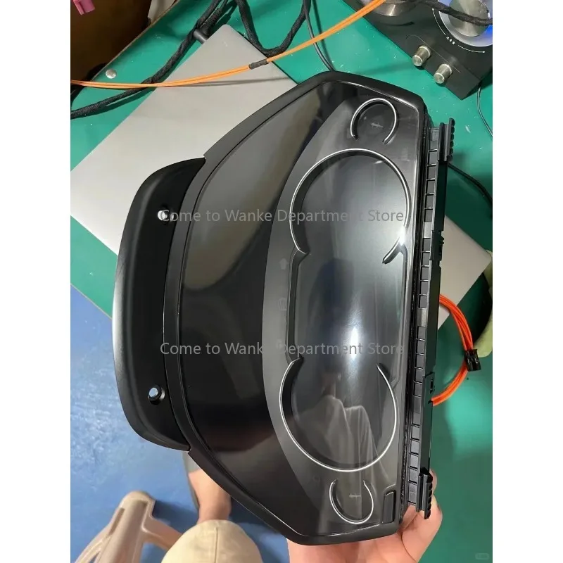 

Original 6WB cluster for F01 F02 F06 F07 F10 F11 F12 F13 F14 F15 F16 F22 F30 F31 F32 F33 F34 F80 F82 F85 F86 F87 X3 X4 X5 X6