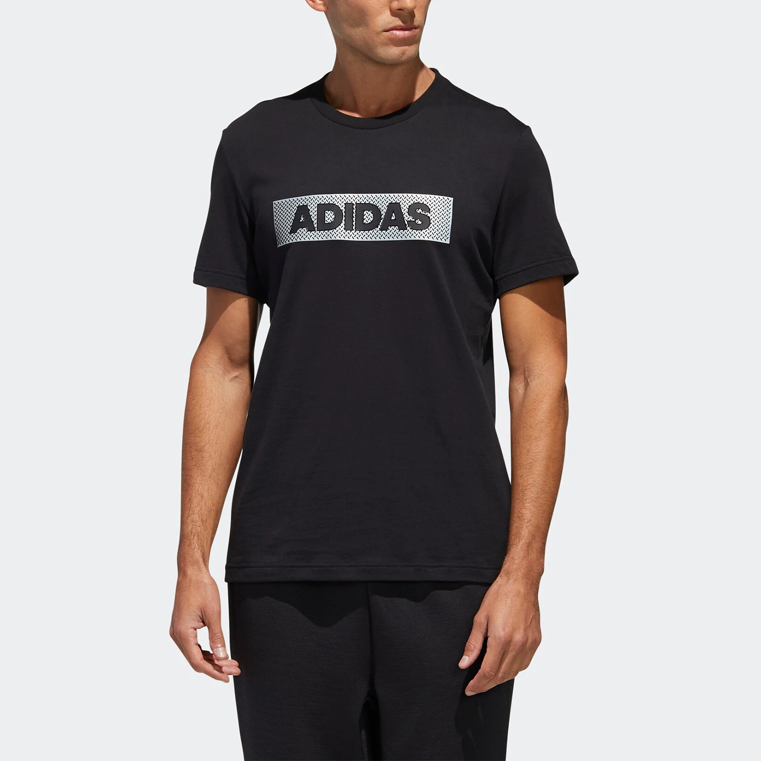 

Adidas Genuine New Season Men's Round Neck Sports Casual Short Sleeve T-shirt GJ5112