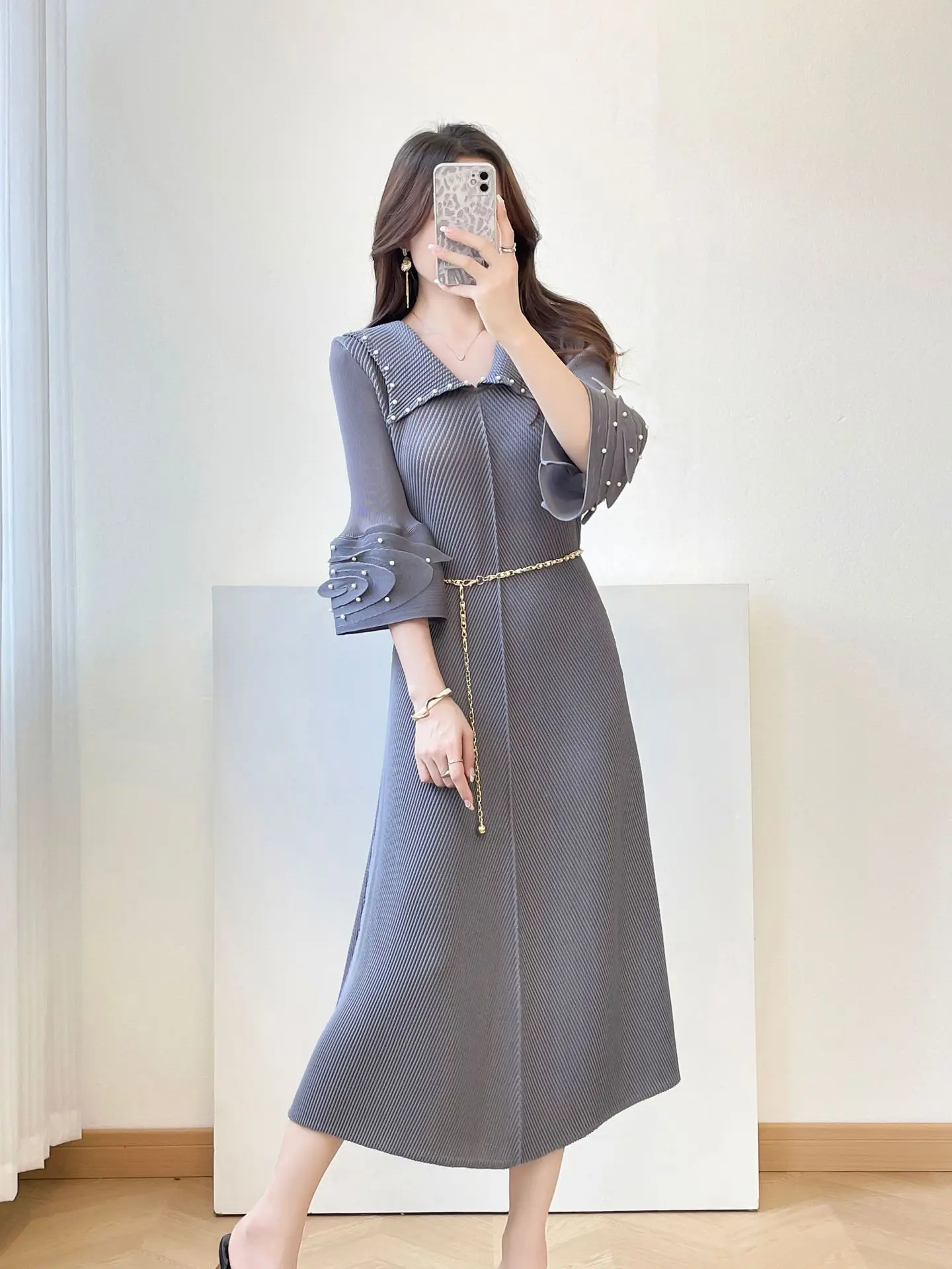 

Miyake 2025 Summer New Seven-quarter Sleeve Pleated Lace-up Waist Thin Pleated Dress Women's Fashion Temperament