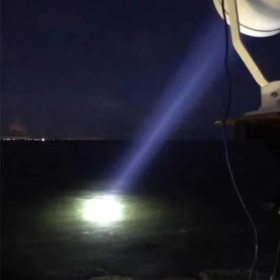 Foco de alta intensidad (HID) de grado marino 220V 24V 12V, haz de largo alcance, lámpara de búsqueda de luz blanca de xenón de 150W