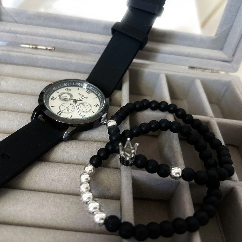 Men's and women's watches, simple couple style, personalized, sporty and versatile