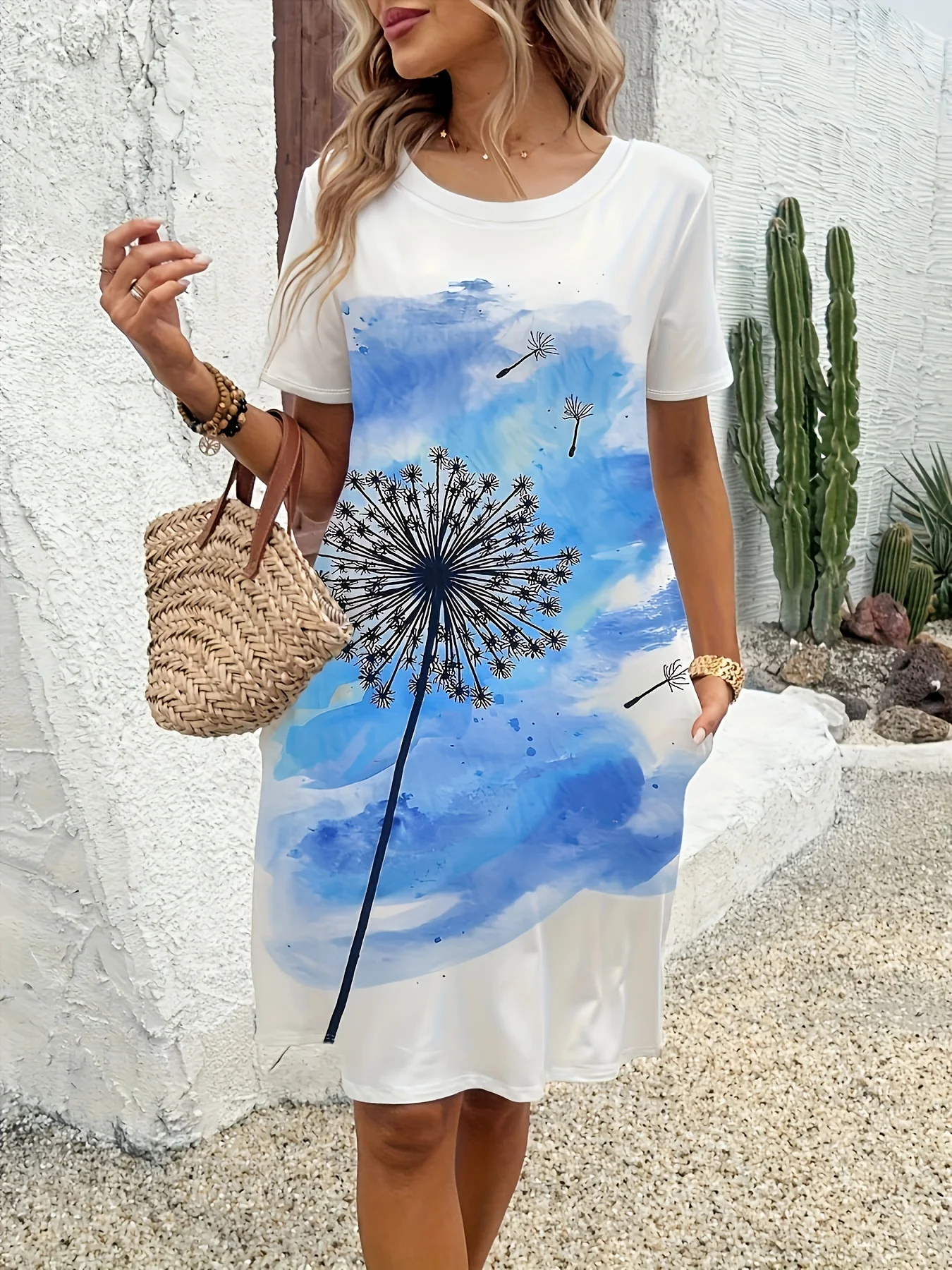 

Creative new ink painting dandelion print women's round neck short sleeve dress Fashionable and trendy casual women's side pocke