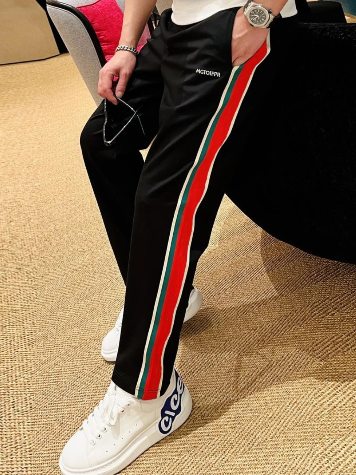 

High-Quali Embroidered Spor Casual Pants Men's Slim Fit Luxury Long Trousers Trendy Straight Leg Anti-Bacterial