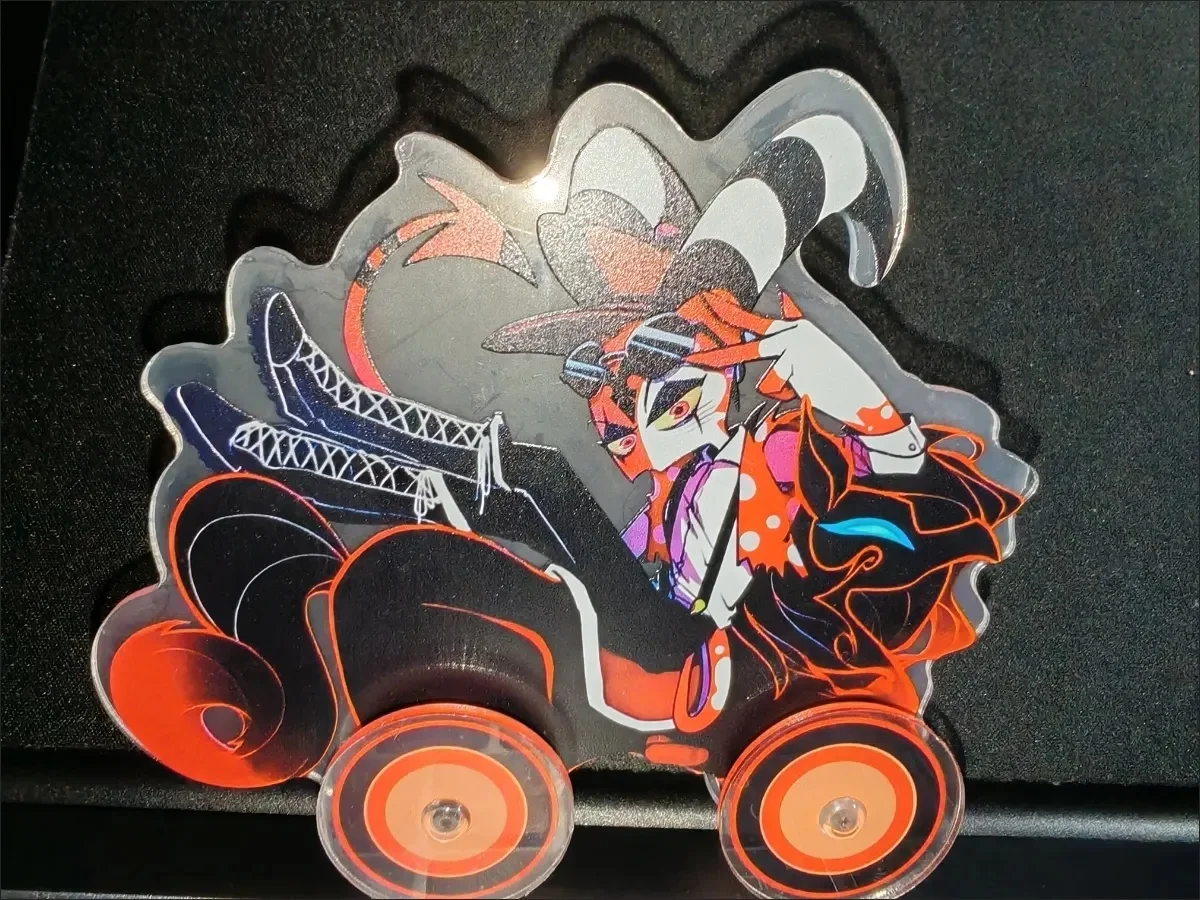 Blitzo Araba Akrilik Standı Komik Şekil Anime Ürünleri Koleksiyonu Masa Ekran Dekorasyon Kawaii Süs Sevimli Accesorios Arkadaş Hediye