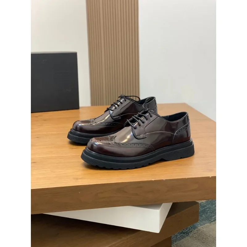 

Spring Derby Shoes Men's Leather Cowhide Business Casual Leather Shiny Brogue Shoes Comfortable Dress Wedding Shoes