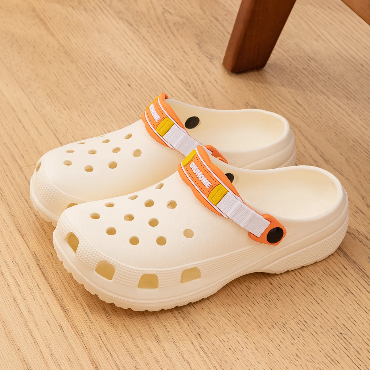 

Shoes Bag Summer Women'S New Men'S 2025 Hole Non-Slip Head Wear Beach Slippers