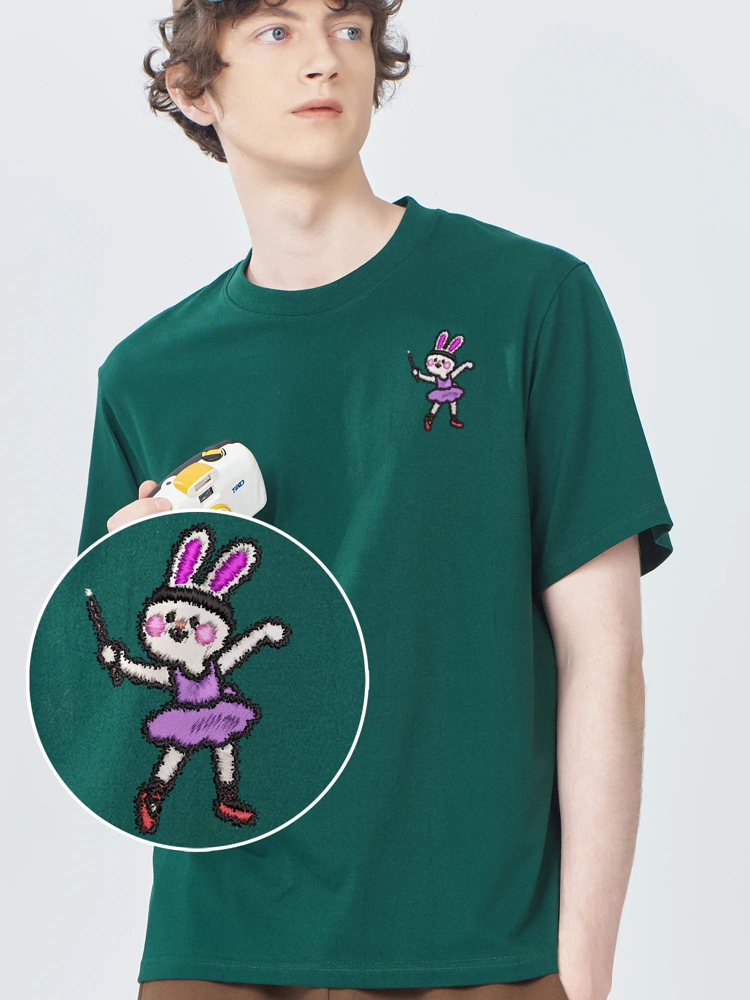 

Последняя футболка с вышивкой танцевального кролика для мужчин и женщин, унисекс, мягкие удобные летние дышащие топы с вышивкой ​