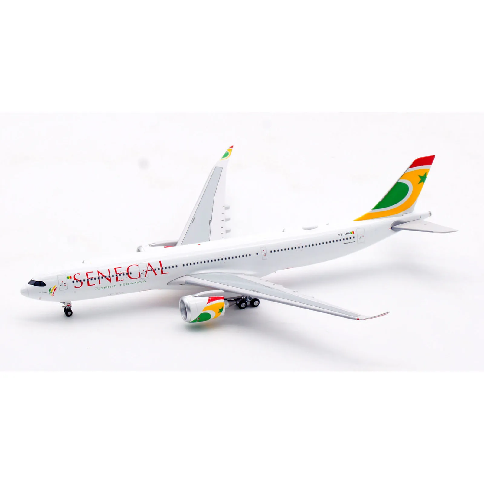 AV4228 Alloy Collectible Plane Gift Aviation 1:400 Air Senegal Airbus A330-900 Diecast Aircraft Jet Model 6V-ANB With Tractor