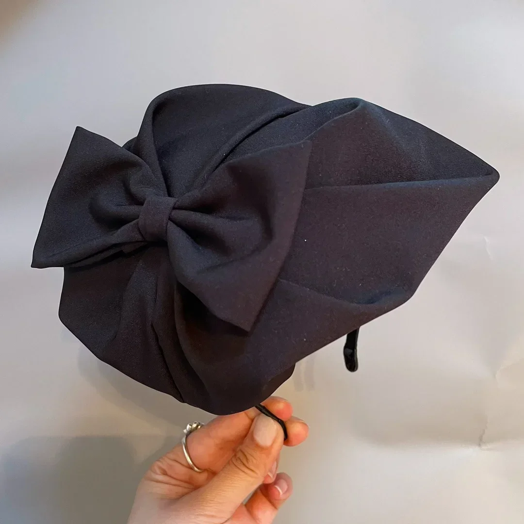 Hair Clip Half Headband French Retro Headband Hair Accessories for Women Polka Dot Beret Hair Accessory