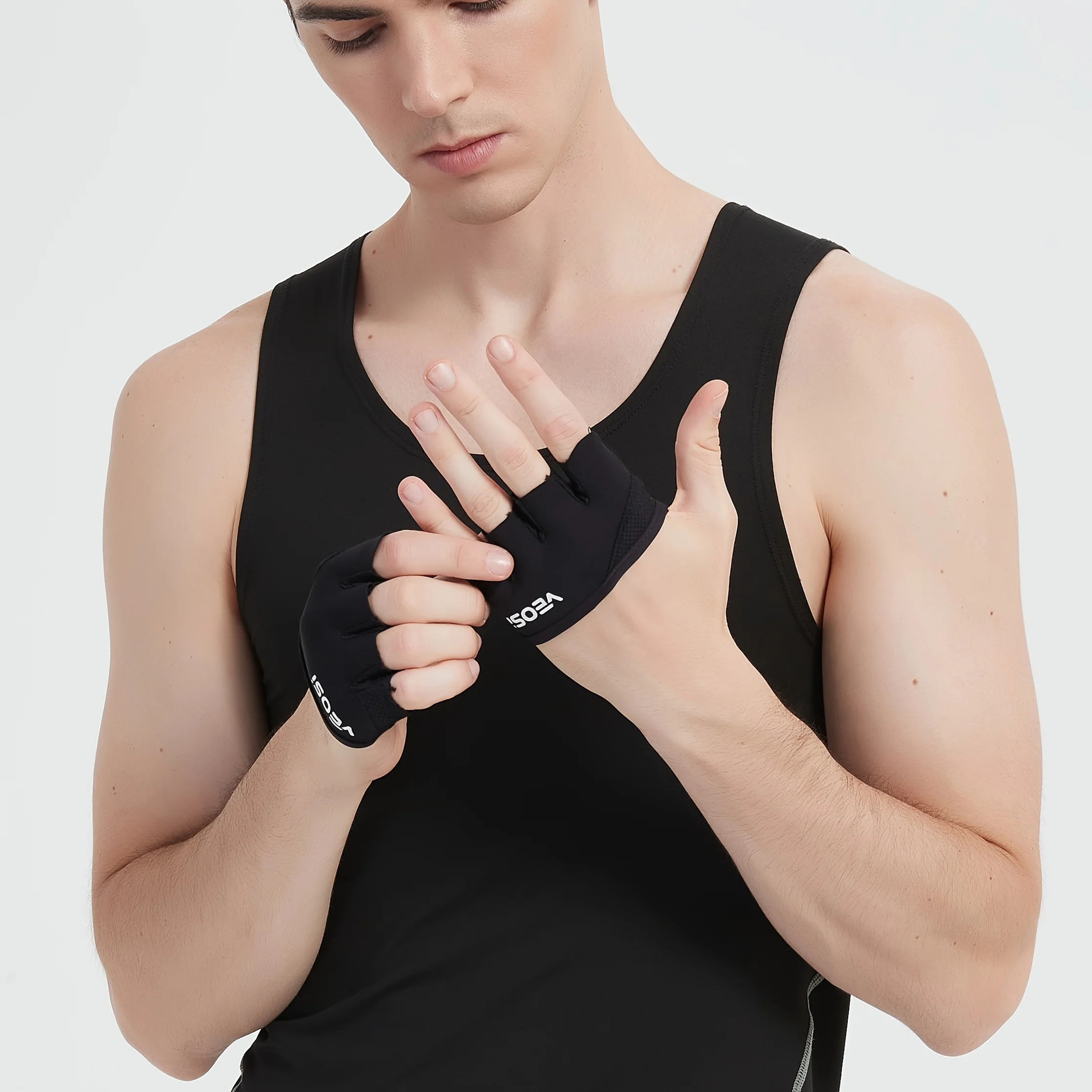 1 Paar Vier-Finger-Sport-Fitnesshandschuhe, Größe L, Vier-Finger-Handschuhe für Damen und Herren, Anti-Hornhaut, Pilates, Aerial Yoga, rutschfest, atmungsaktive Halbfingerhandschuhe für Outdoor- und