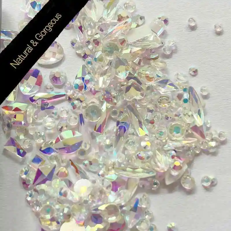 150 szt. Okrągłych, płaskich szklanych cyrkonii plus 20 szt. nieregularnych koralików do biżuterii DIY, dekoracji urody i zdobienia paznokci.
