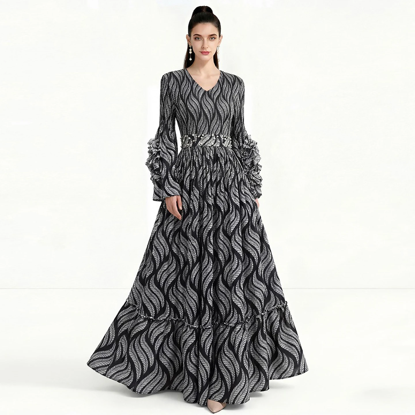 

Elegant Country Style Long Sleeve Dress Women's Gown Maxi Skirt Slimming Ball Gown Photography Beautiful Fairy Tale Dress