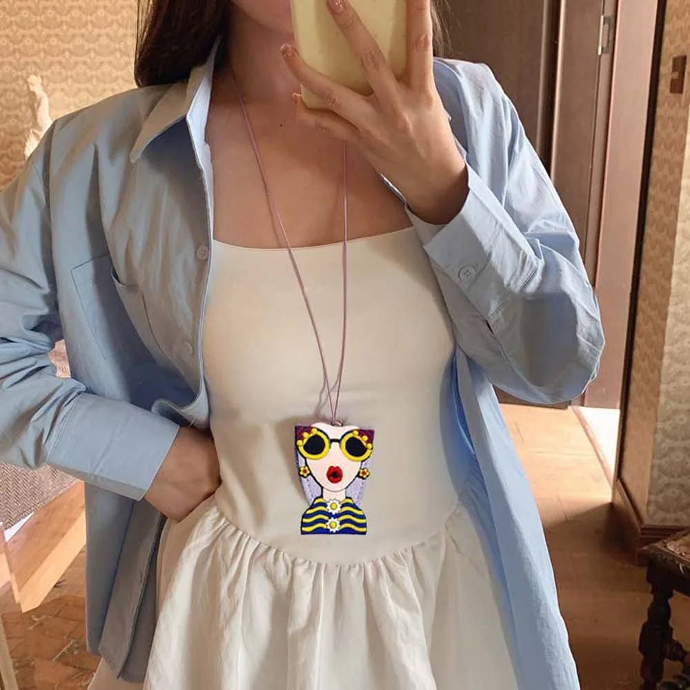 مكافحة خسر معلقة الرقبة نظارات كليب التطريز المضادة للخدش نظارات شمسية جلدية تخزين قلادة الإبداعية خفيفة الوزن