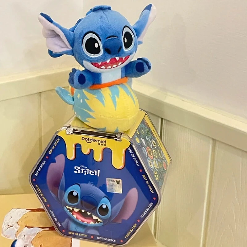 

Официальная слепая коробка Stitch Enjoys It, аниме-фигурки, кулон, брелок, подарок на день рождения, экшн-кукла, мультяшная модель, детская игрушка в подарок