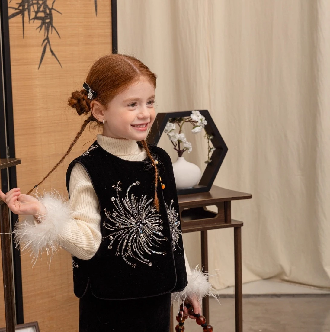 

Осень-зима 2025 года, новый жилет в китайском стиле для девочек, детский черный бархатный жилет с блестками, новое верхнее пальто в китайском стиле