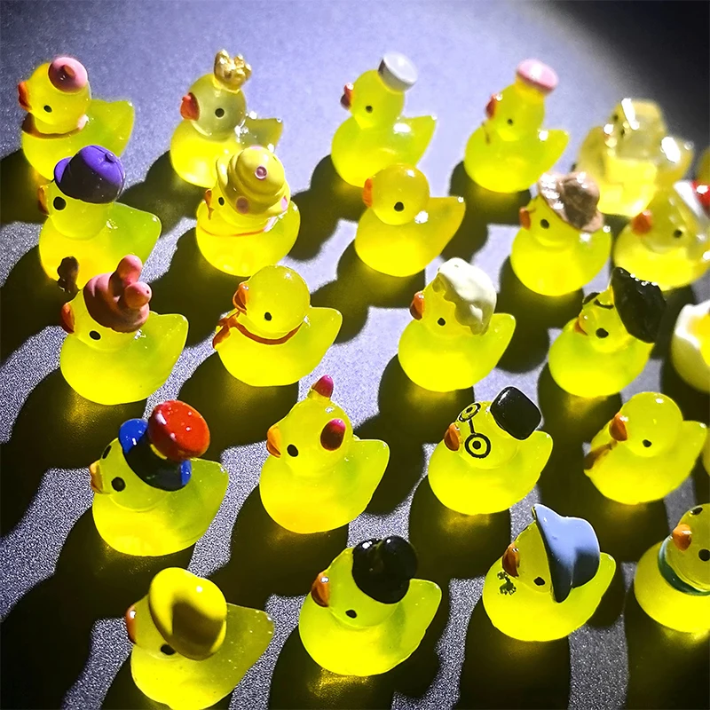 Mini Yellow Luminous Duck Orna - Home Decor Duck 评论和价格