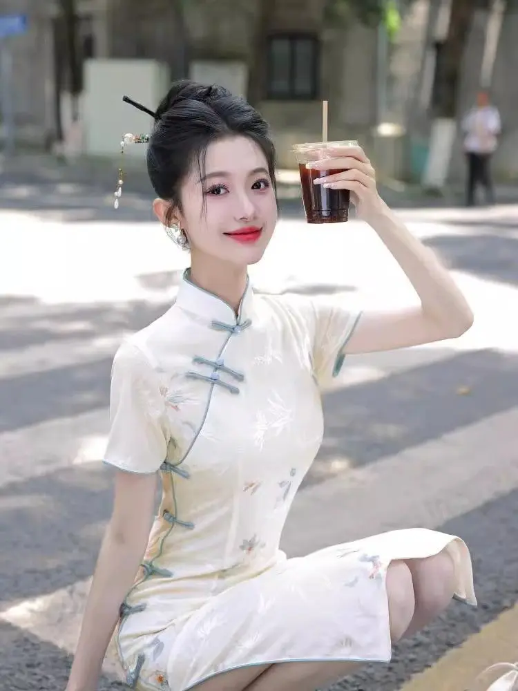 Novo estilo chinês diário de comprimento médio cheongsam vestido elegante verão melhorado jovem feminino qipao vestido
