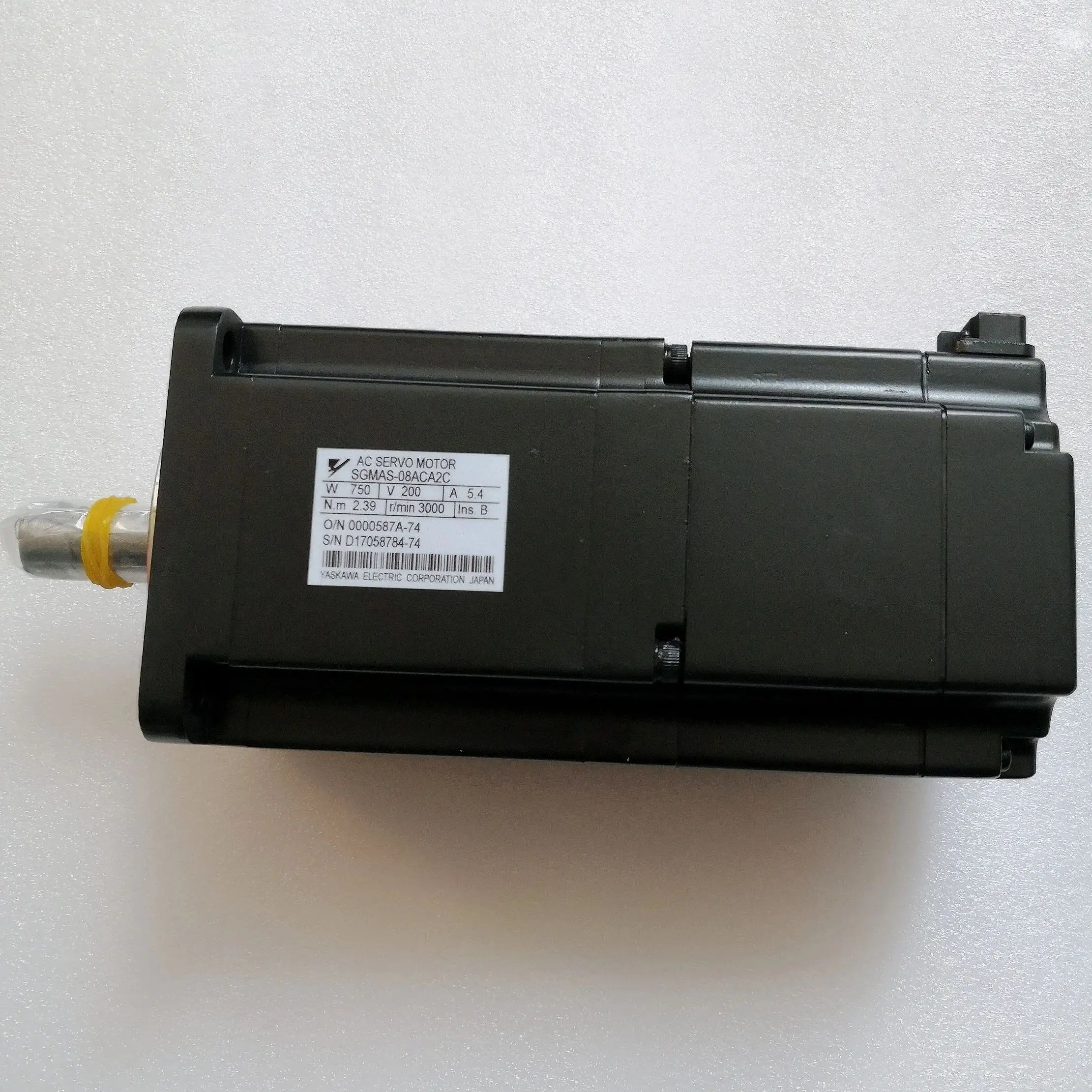 

SGMAS-08ACA2C Brand new Servo motor，Fast shipping，SGMAS 08ACA2C，In Stock