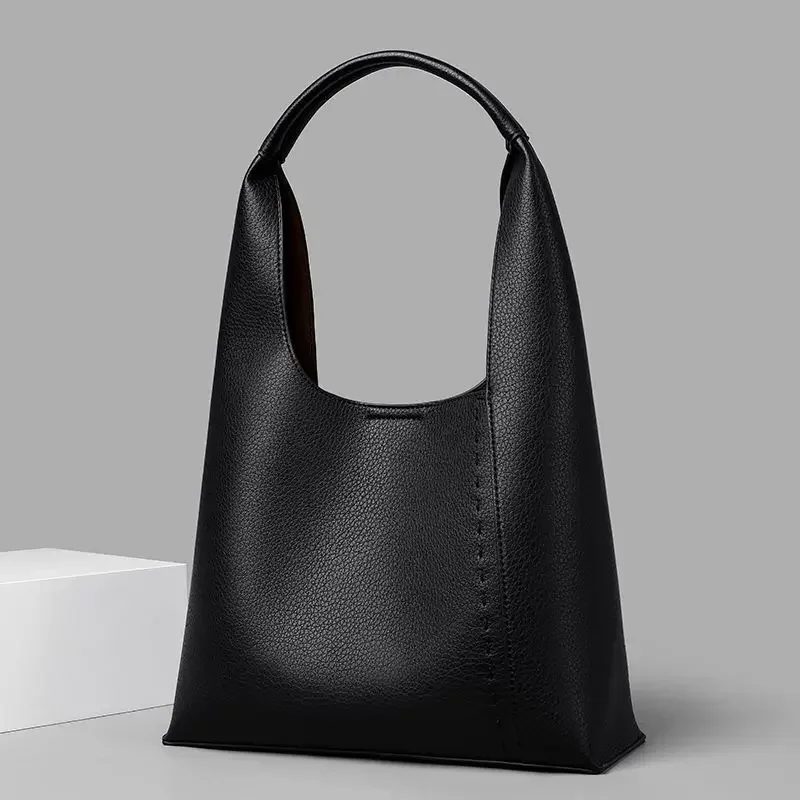 Large Capacity Leather Women's Purse Women's Package Soft Leather Mother Shoulder Bag Simple Water Bucket Mother Package