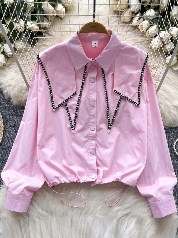 Crop-Shirt mit unregelmäßigem Kragen für Damen, 2025, Frühling, Sommer, langärmelig, verstellbare Taille, Bluse, Übergröße, Perlen-Tops INKEO 5T055