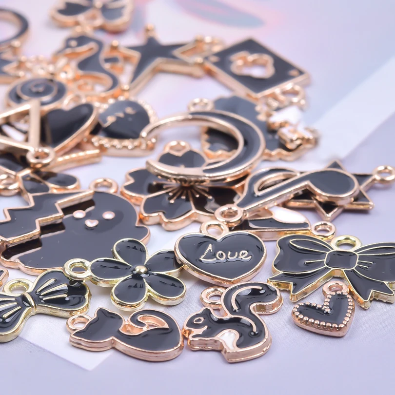 30Pcs Enamel Flowers Moon Heart Shell Versatile Creative Design Random Colorful Bulk Jewelry Making Accessories Alloy Pandants