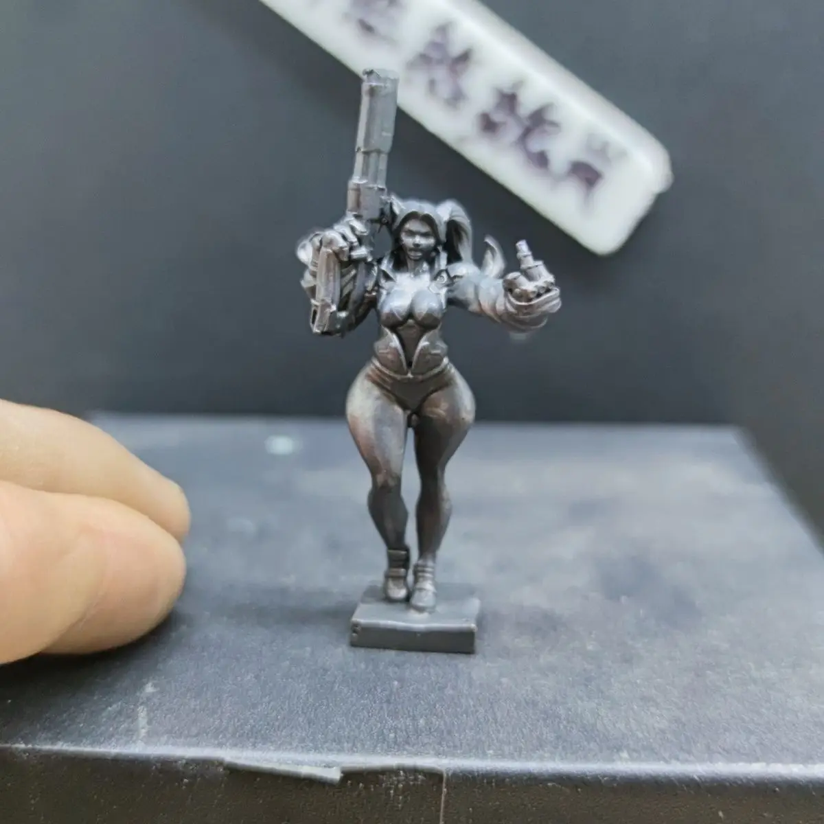 6.4cm Antique Silver Brass Victory Pose Girl -Mechanical Blaster Sculpture Lightning Base, Steampunk Desk Decor Collectible Gift