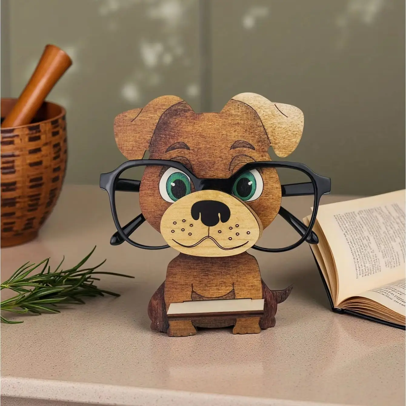 Wooden highland bullseye frame, 3D glasses holder ornament, home and office decoration, home decoration ornament