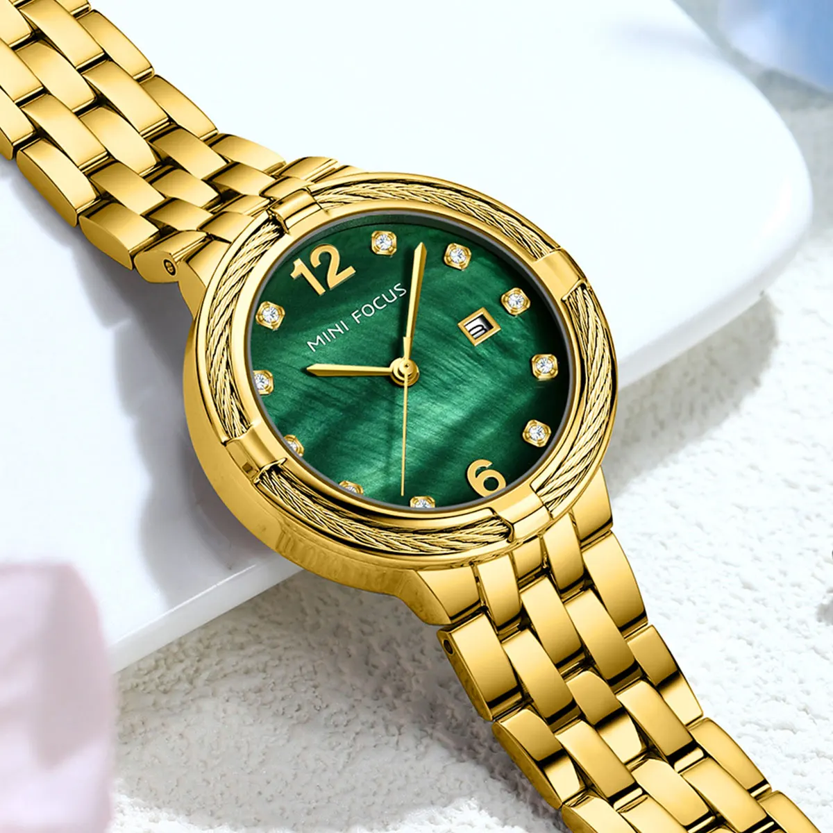 

MINI FOCUS Женские минималистичные кварцевые часы с перламутровым циферблатом, ремешок из нержавеющей стали, водонепроницаемые наручные часы с датой 0626L