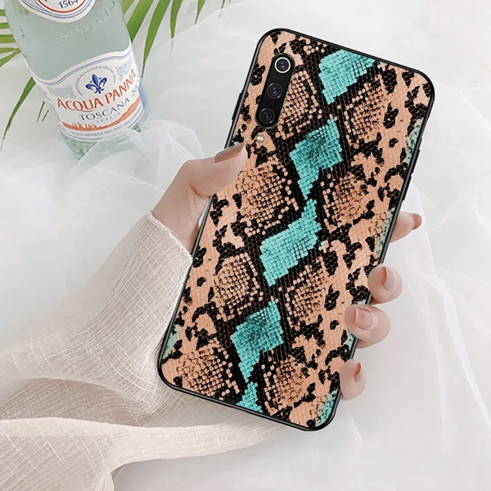 Snake Skin Print Animal Phone Case For Xiaomi Mi 5X 8 9 10 11 12 lite pro 10T PocoX3pro PocoM3 Note 10 pro lite