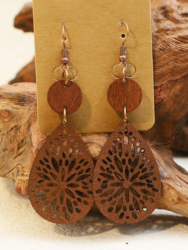 Trendy Vintage Ethnic Round Wood Leather Drop Dangle Earrings For Women Boho Geometric Hollow Flower Lightweight Earings Jewelry