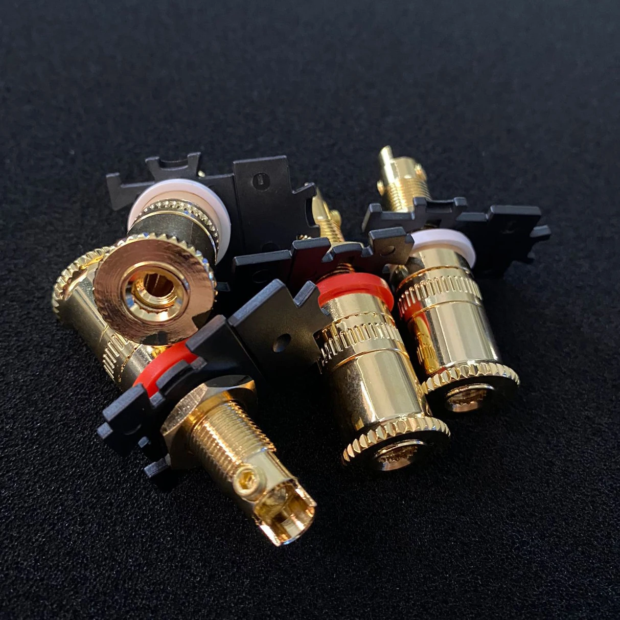 WBT 0763 القطب مطلية بالذهب مرحبا نهاية الأعلى الصدى GeninueSpeaker/محطات مكبر للصوت/موصل الموز التوصيل المقبس HIFI لتقوم بها بنفسك ملزمة آخر