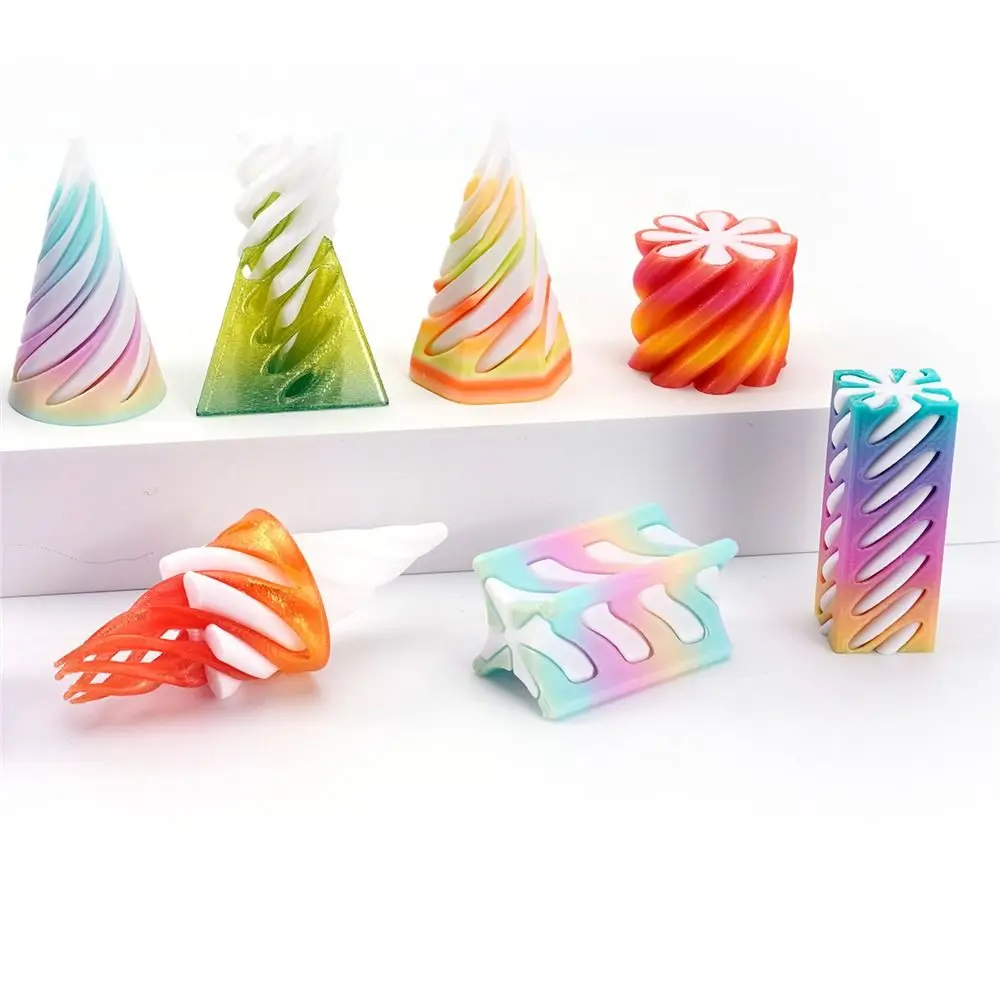 

3D-печатная 3D-украшенная игрушка с эффектом иллюзии, мини-игрушка Vortex, мини-размер, невозможная игрушка-пирамида, игрушка-непоседа