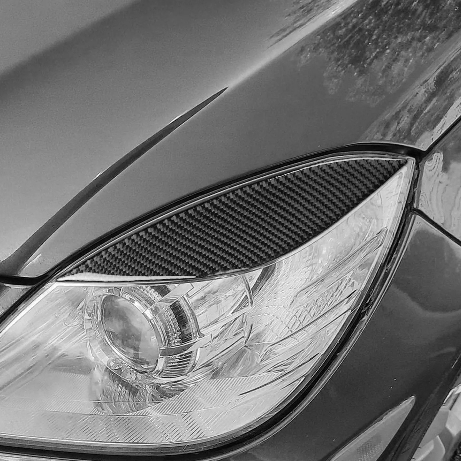 Real Carbon Fiber Car Accessories Headlight Eyebrows Cover Soft Sticker for Mercedes E-class W212 2011 2012 2013 2014 2015