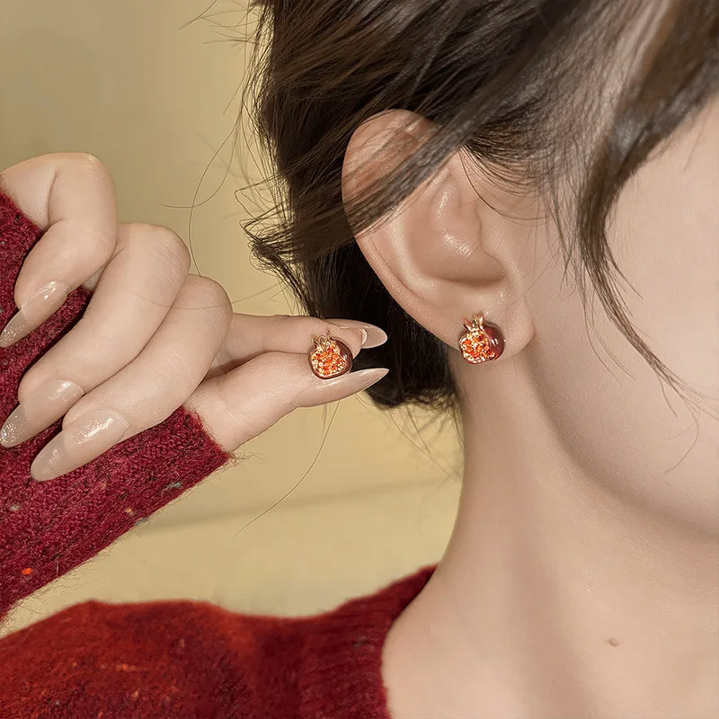 Boho Dripping Oil Pomegranate Stud Earrings for Women Natural Red Rhinestones Fruits Ear Studs Sweet Dating Jewelry K1