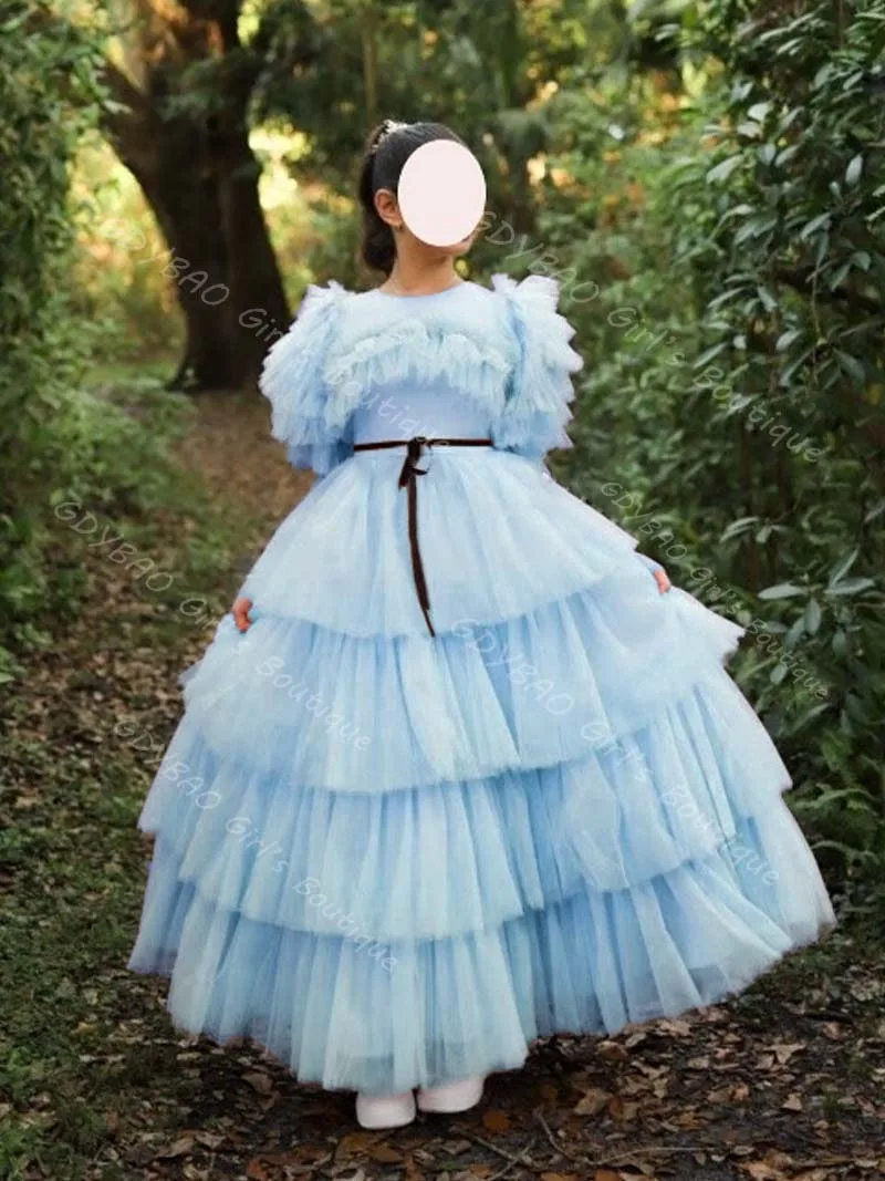 Aangepaste meisjes prinsessenjurk gelaagde tule bruiloft bloemenmeisje jurk met lint vloerlengte optocht communiejurk