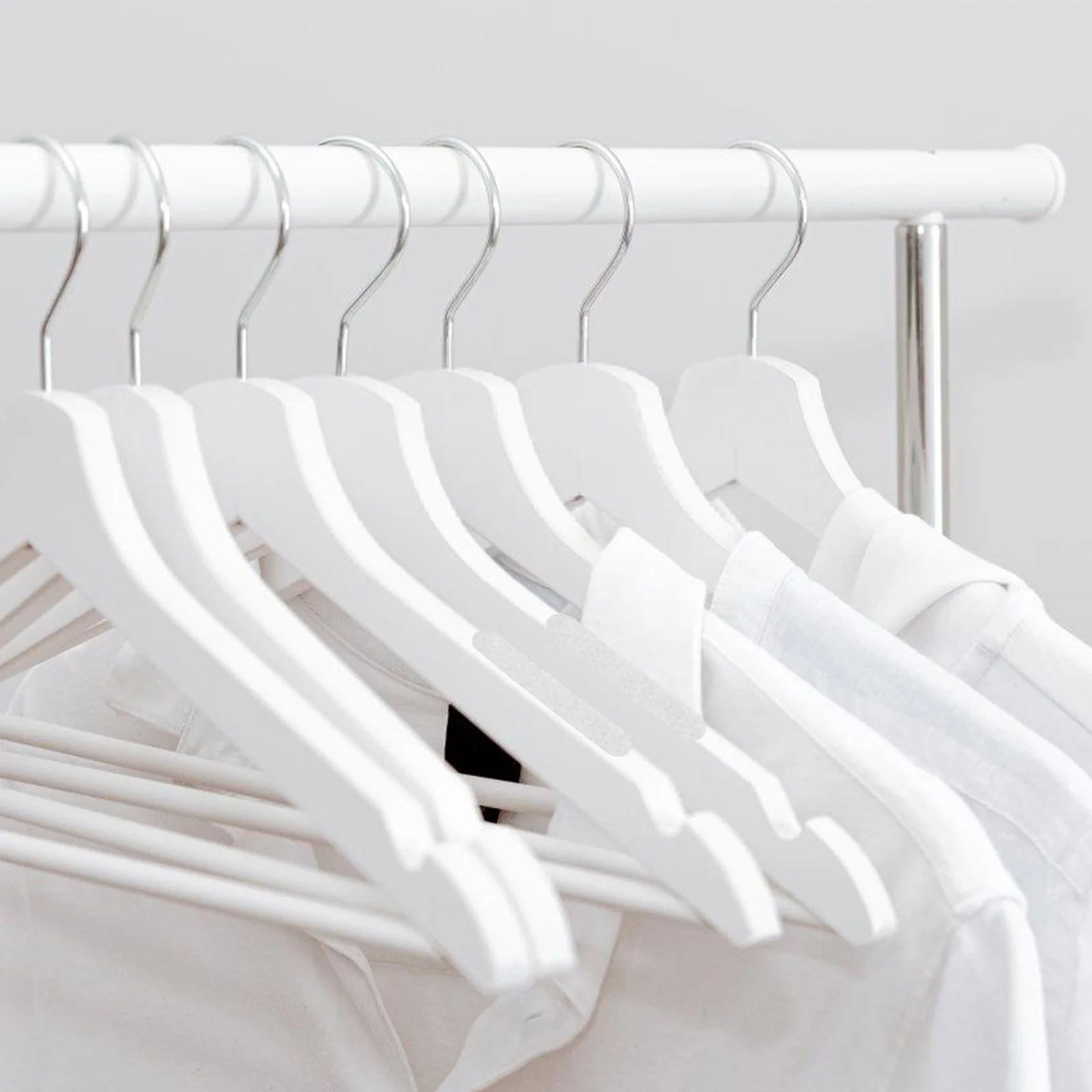 

100Pcs Non-Slip Hanger Strips Silicone Anti-Skid Grips for Clothes Wood Plastic Hangers Closet Supplies Hangers Grips