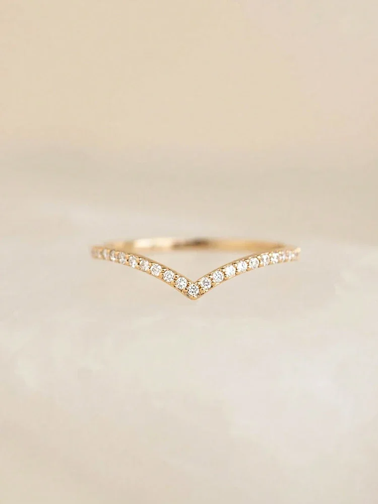 925 Sterling Silver Fashion V-shaped zircon Shiny Thin Ring For Women Anniversary Party Personalized High Quality Fine Jewelry