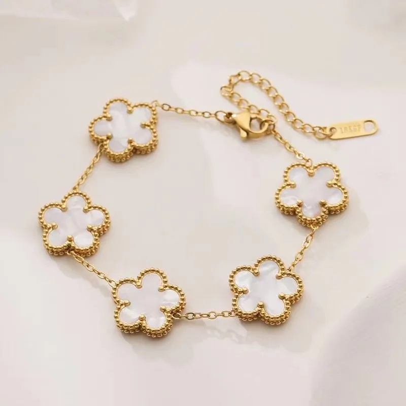 Fashionable new gold-plated stainless steel double-sided mother of pearl bracelet lucky five leaf flower women's bracelet