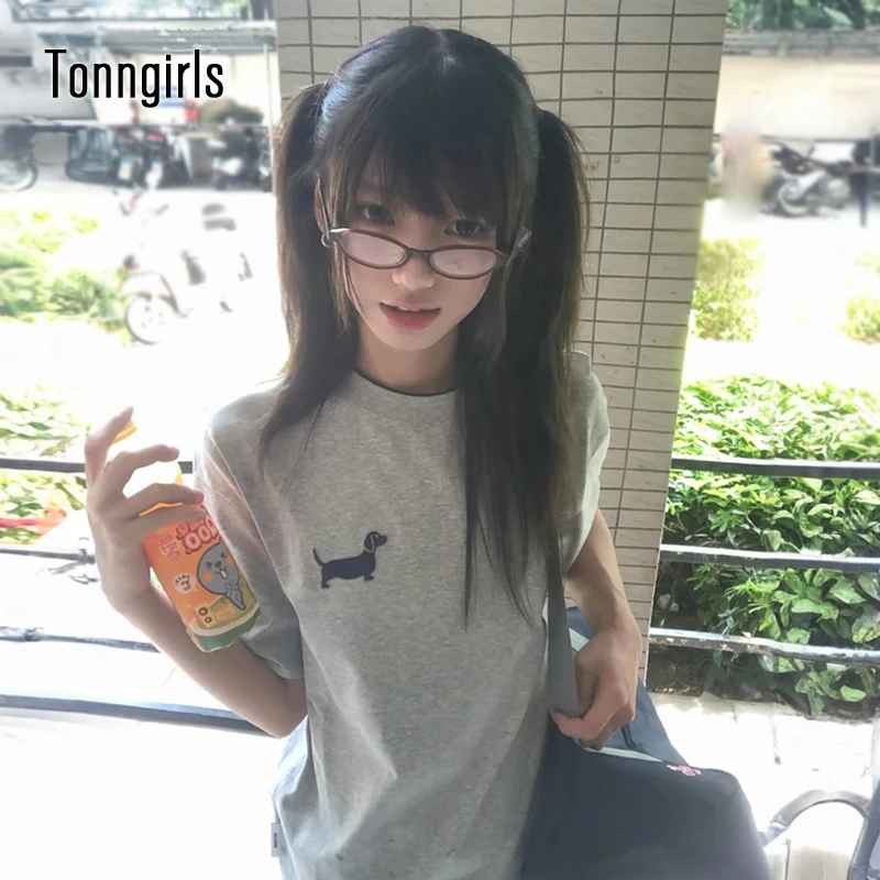 

Tonngirls Y2k Print Dog T-shirt Women Casual Loose Short Sleeve Tee Tops Japanese 2000s Vintage Tops American Retro Tshirts