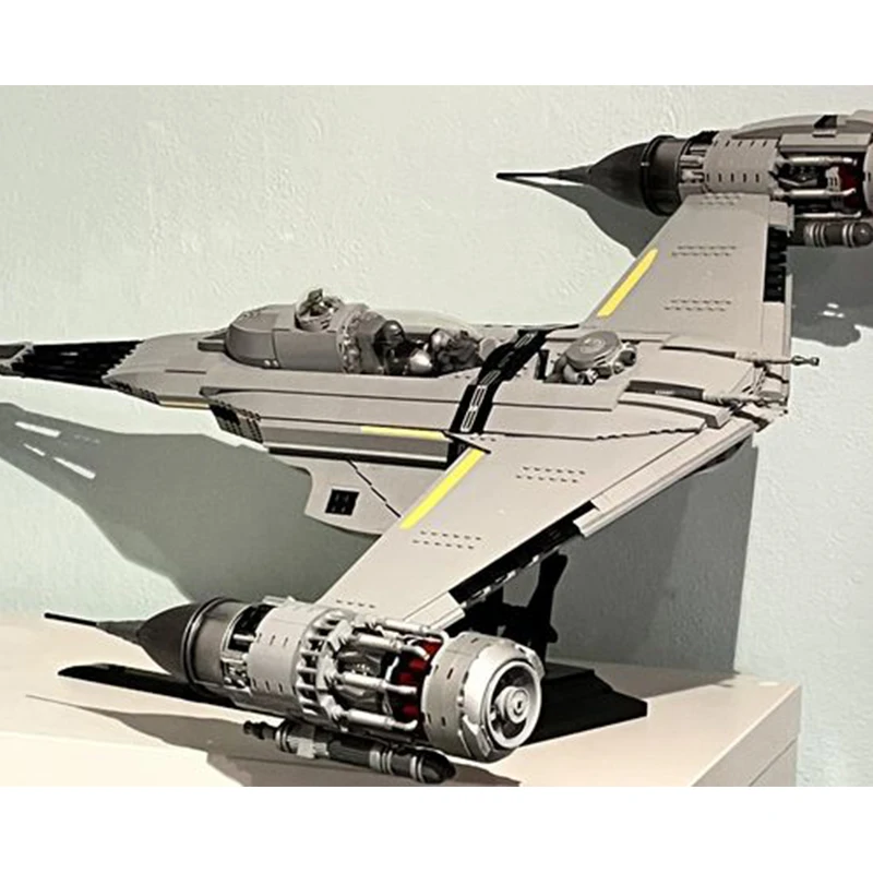 Space Wars Weapon UCS N-1 Starfighter Building Blocks Set Spaceship Model Classic Battle Airplane Bricks Toys Xmas Gifts
