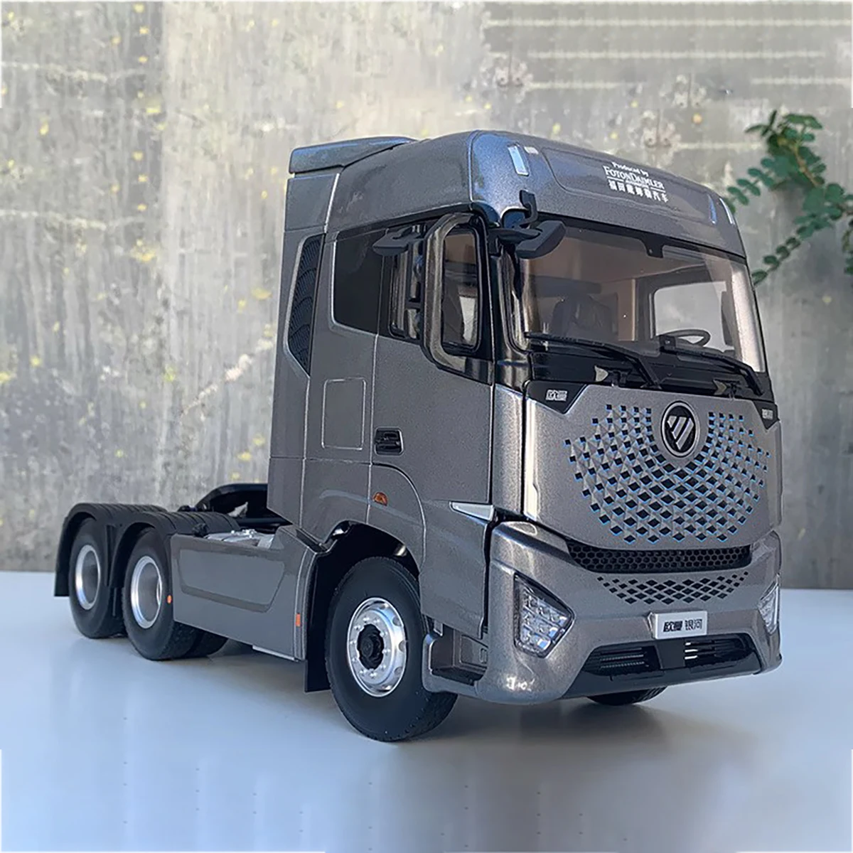 Foton Auman Galaxy Est Tractor pesado clásico escala 1:24 aleación