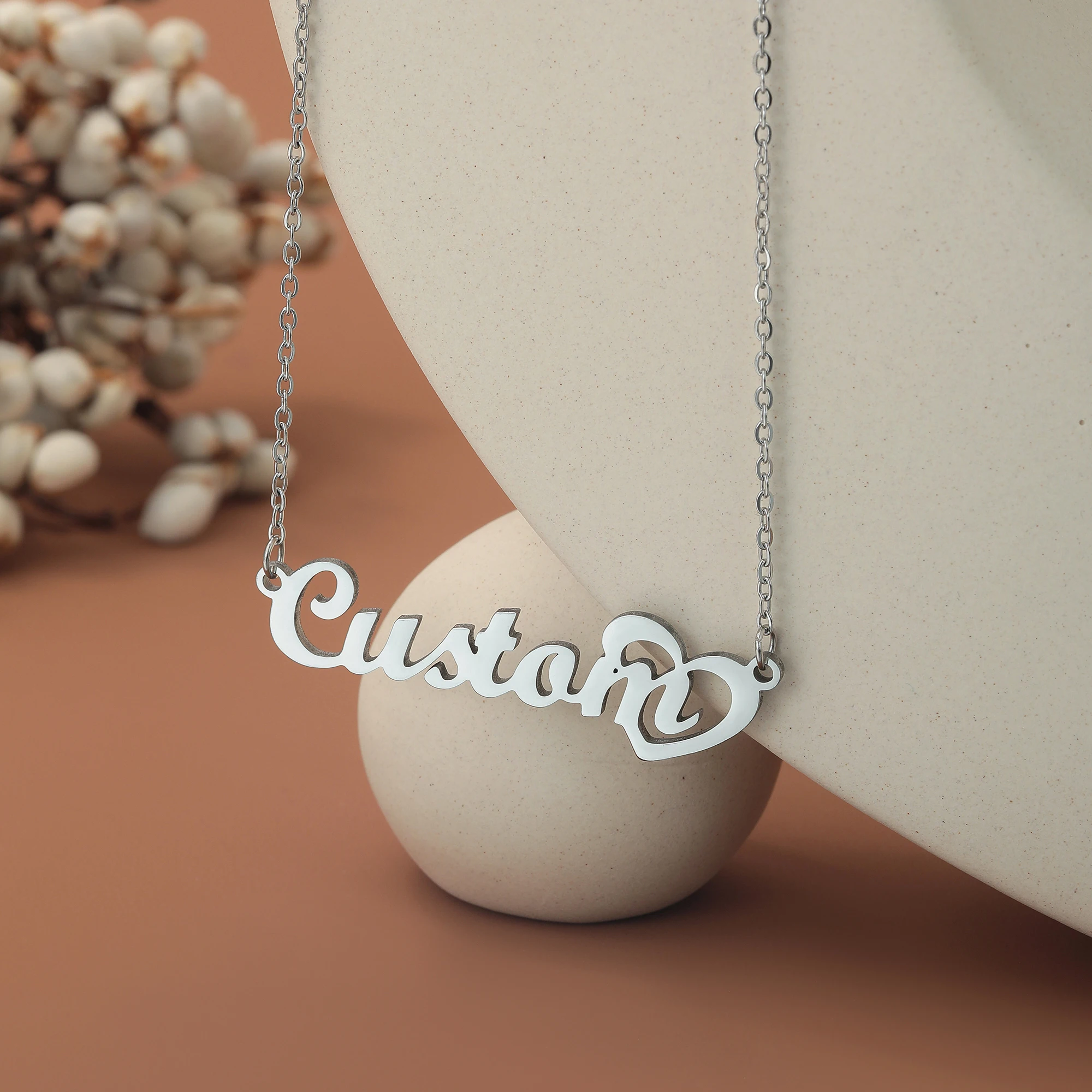 قلادة اسم مخصصة للنساء ، سلسلة الترقوة ، قلادة الفولاذ المقاوم للصدأ ، رسائل الحد الأدنى