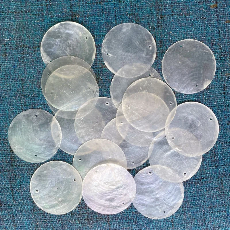 100pcs 5cm DIY White Capiz Shell with Two Holes Sea Shell Bulk Capiz Shells for Decor DIY Wind Chimes & Crafts Jewellery Accesso