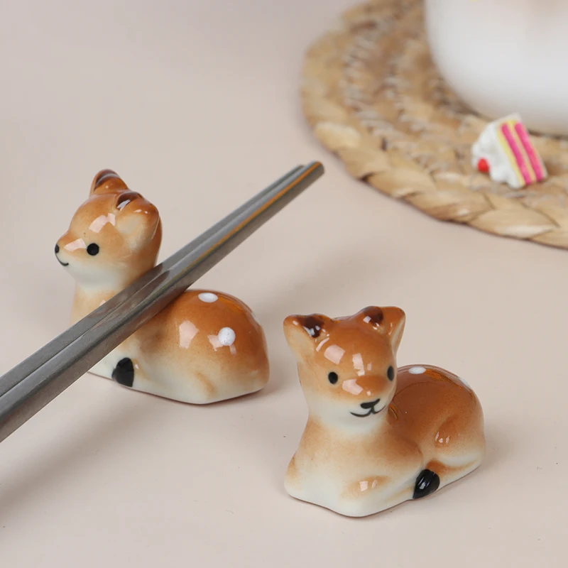 Cute Cartoon Cat Sika Deer Ceramic Chopsticks Holder Chopsticks Holder Stand Practical Kitchen Tableware Utensil Japanese Style