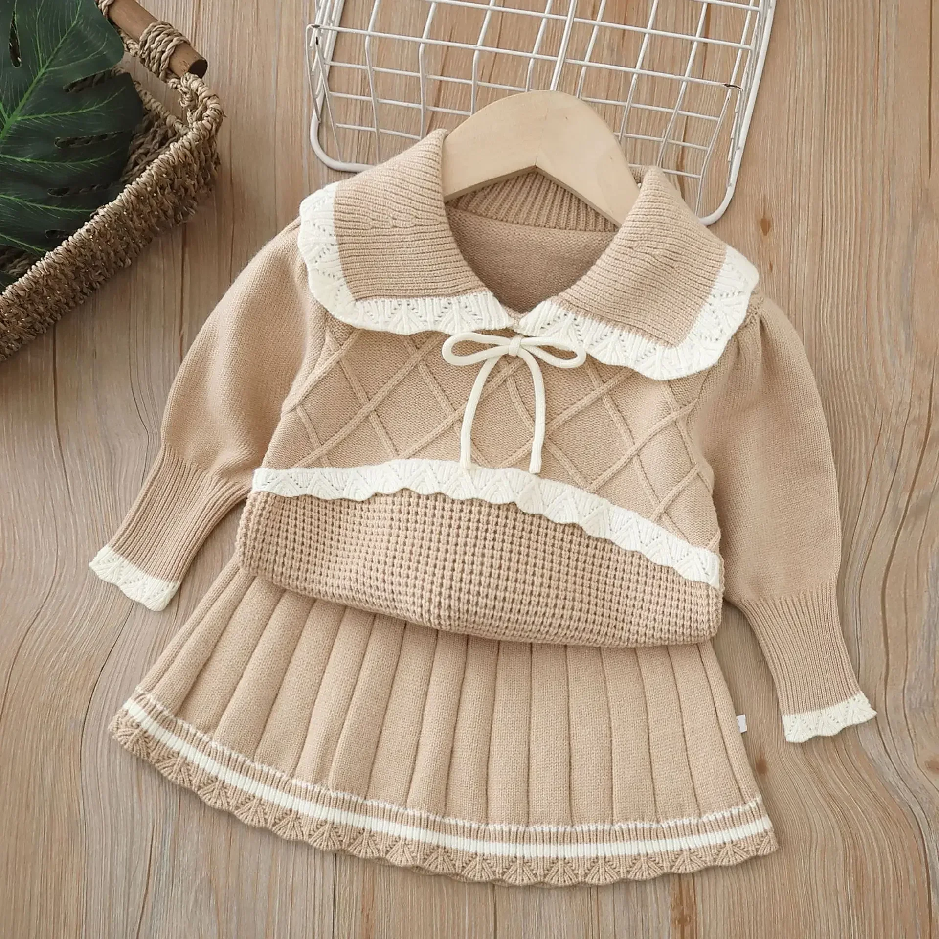 

Girls Knitted Suit Clothes Baby Collar Bow Spliced Sweater+Short Skirt Winter Two-piece Set Sweet Cute Lace Children's Clothing