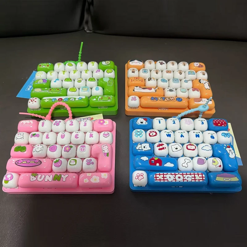 Hot Candy Color Keycap Keychain Cute Cartoon 26-key Aecompression Keyboard Toy Keyrings Fidgets Keycap Clicker Bag Pendant 키캡