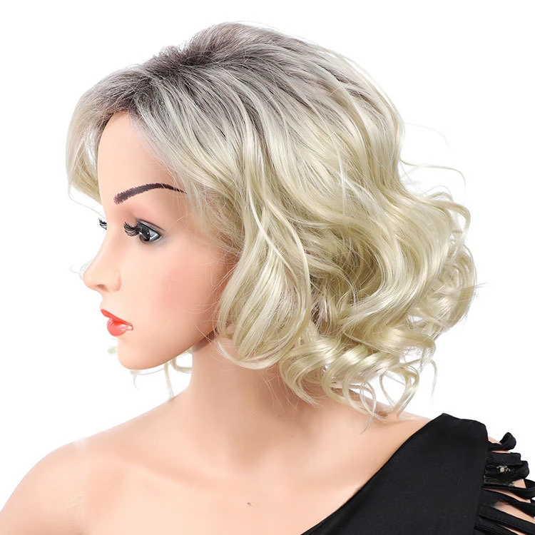 Anime 3 Kleur Korte Bob Wave Pruiken Gemengd Platinablonde Cosplay Synthetische Pruik Met Pony